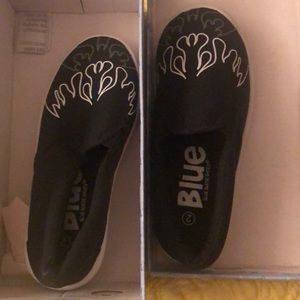 Kids shoes size 2